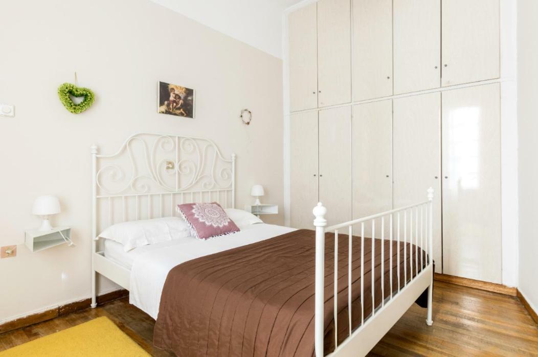 Beautiful Appartment Under Akropolis! Atenas Exterior foto