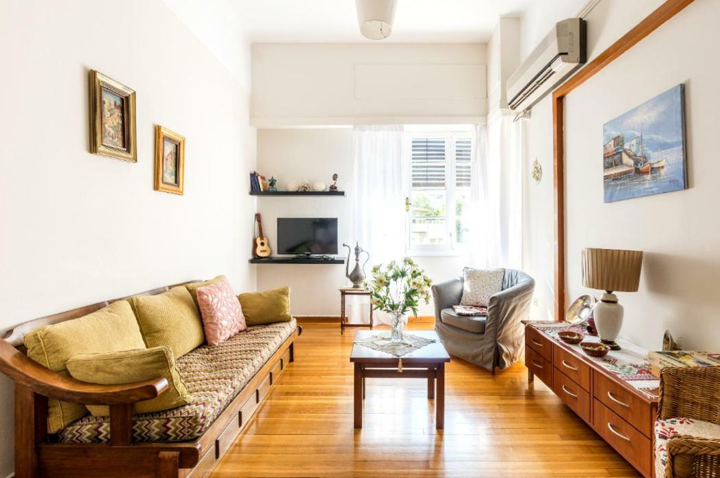 Beautiful Appartment Under Akropolis! Atenas Exterior foto