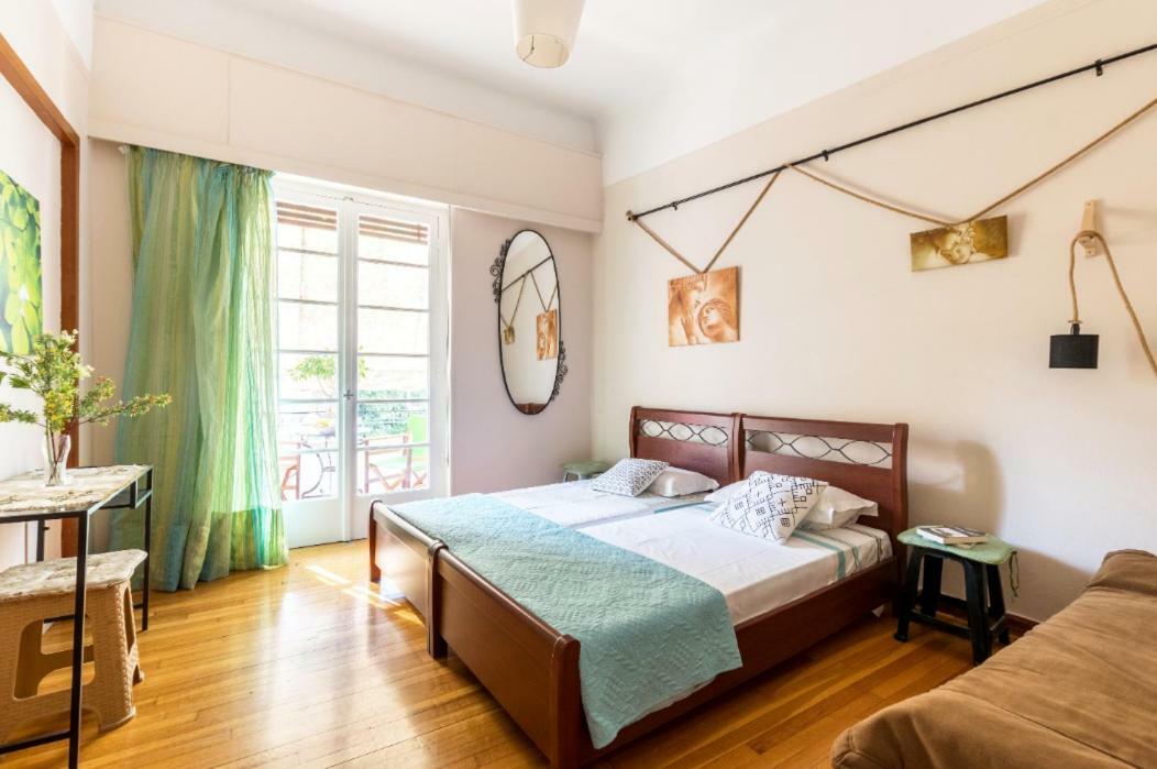Beautiful Appartment Under Akropolis! Atenas Exterior foto